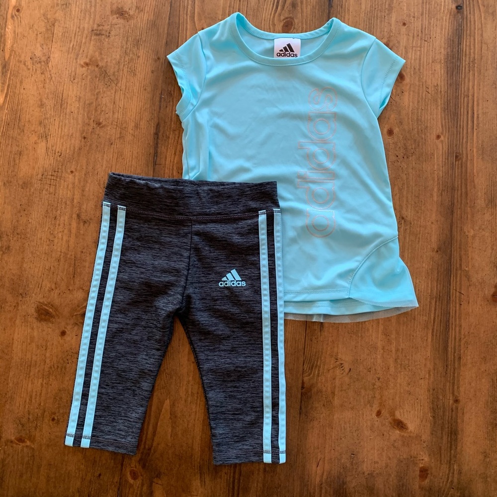 Adidas Set Size 2T